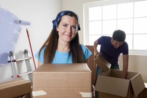 Westwimbledon house moving service for family homes and flats
